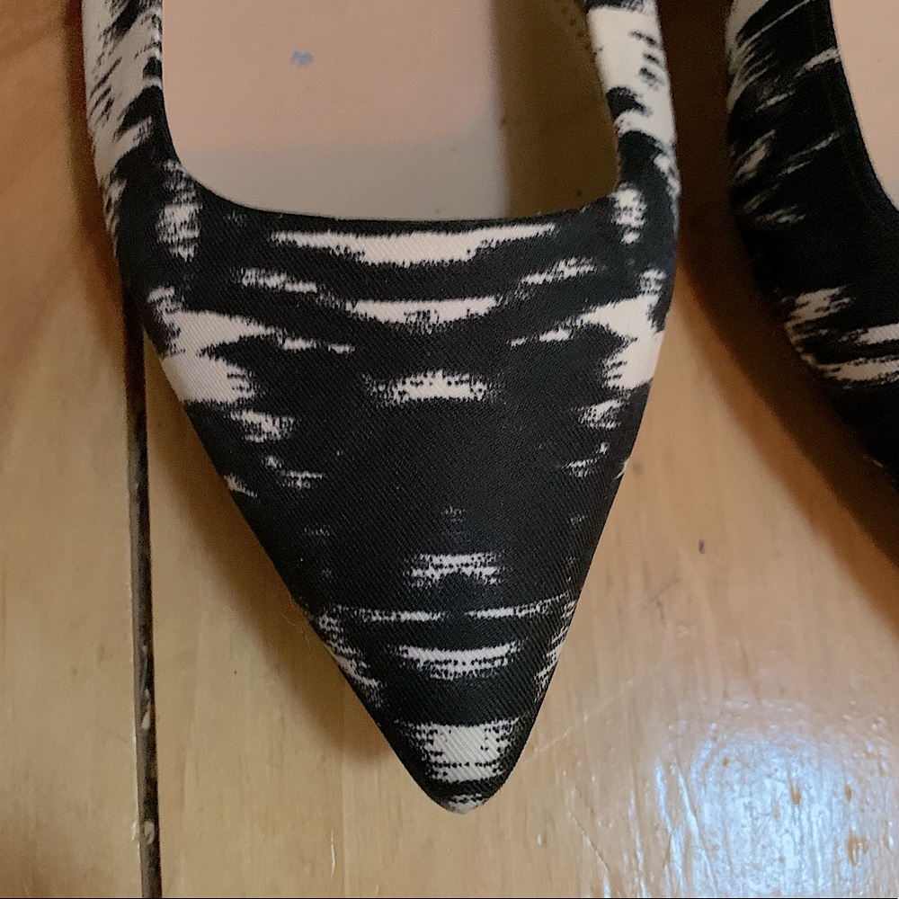 J. Crew Satin Pointy Toe Flats - Black + White 7.5 - Picture 4 of 4